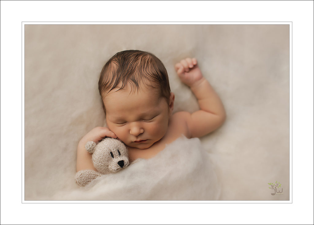 Puyallup newborn photographer